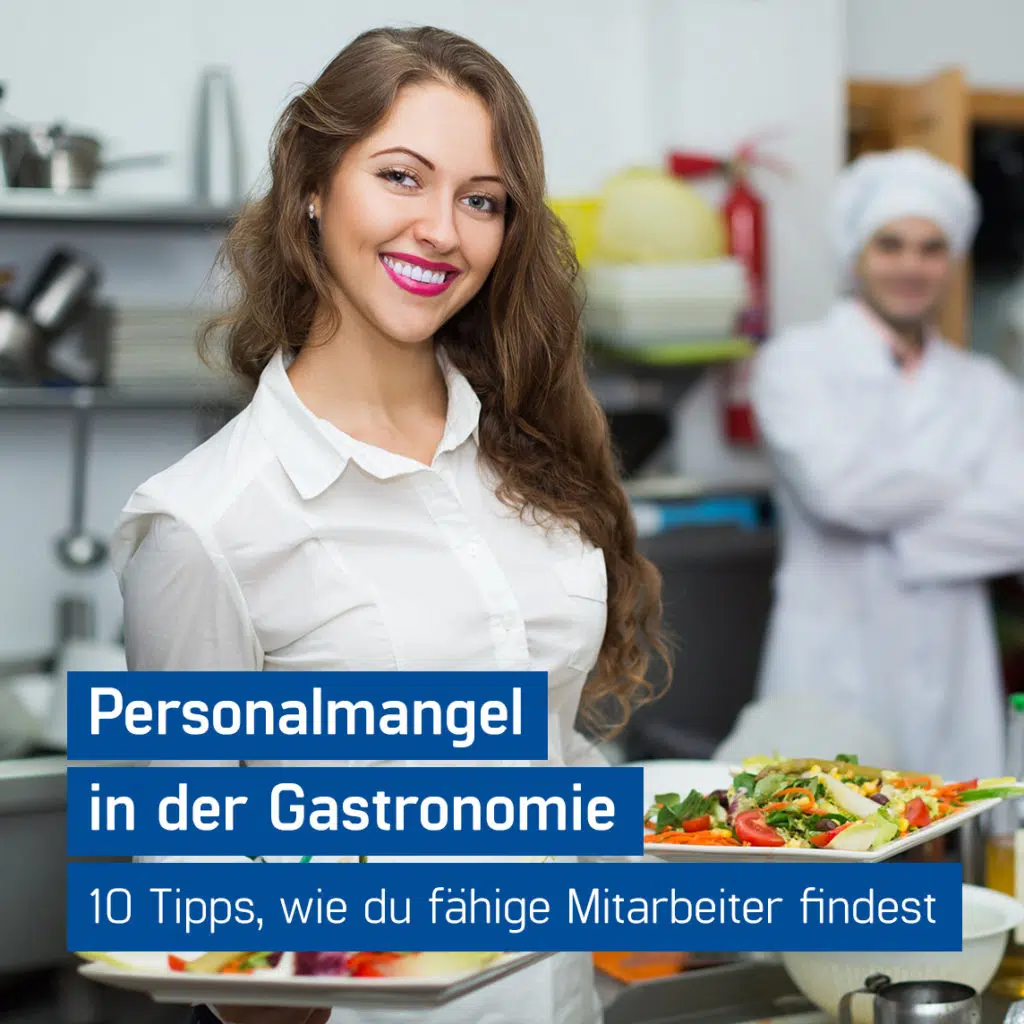 Hübsche Kellnerin trägt Teller aus der Küche, gutes Personal für Gastronomie finden mit GastroSoft